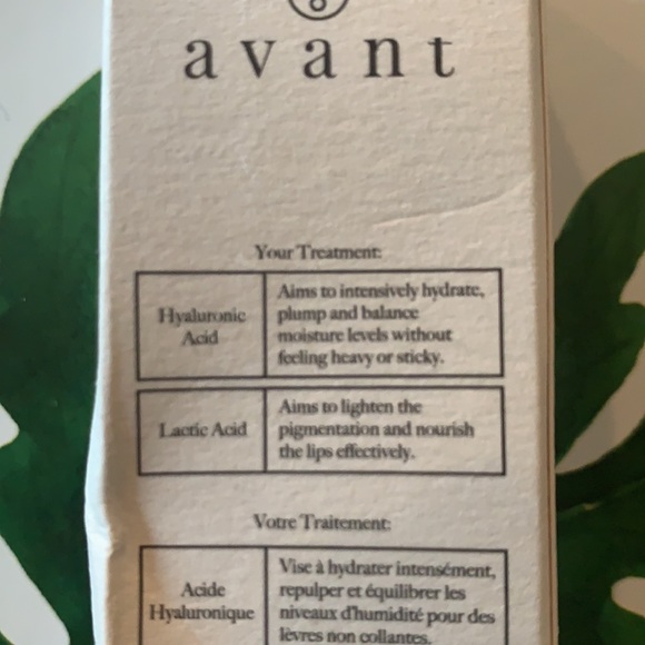 Avant Hyaluronic Acid Replenishing Lip Serum - Picture 3 of 4
